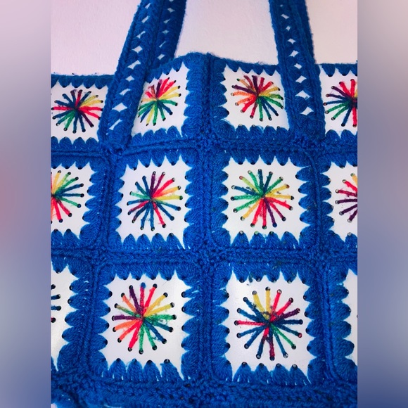 Vintage Granny Crochet Blue Rainbow XL Tote - Picture 5 of 6